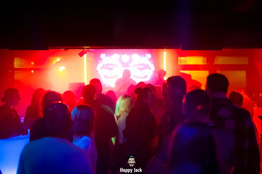 CP · Cédric Piret – Dance Here now Phiphi:CP