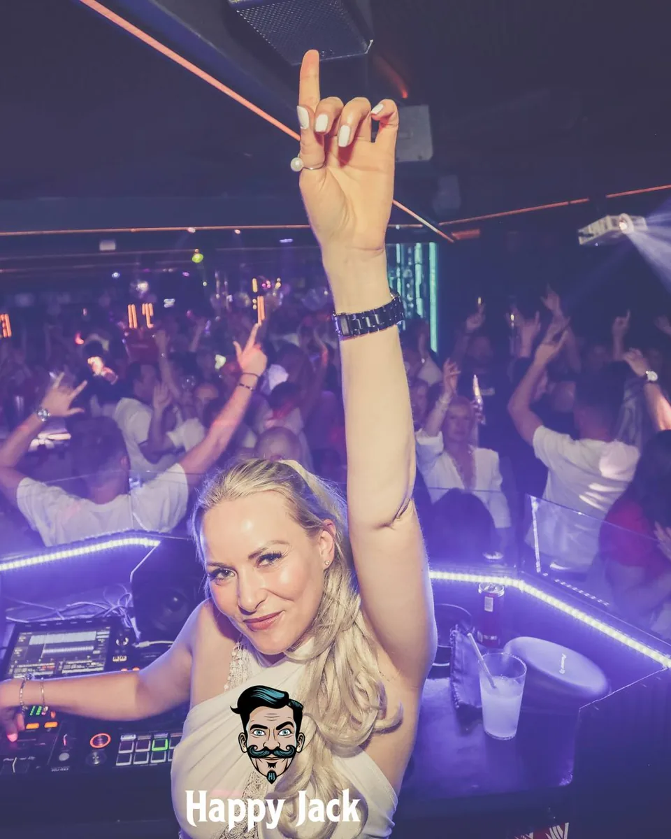 Naohmie – DJ au Happy Jack