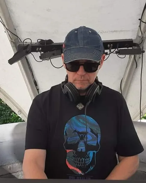 Phi Phi – DJ au Happy Jack